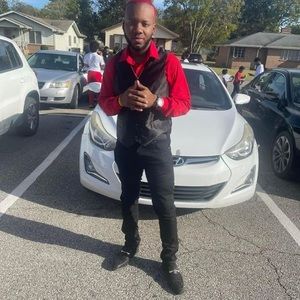 Meet your Posher, Raymond